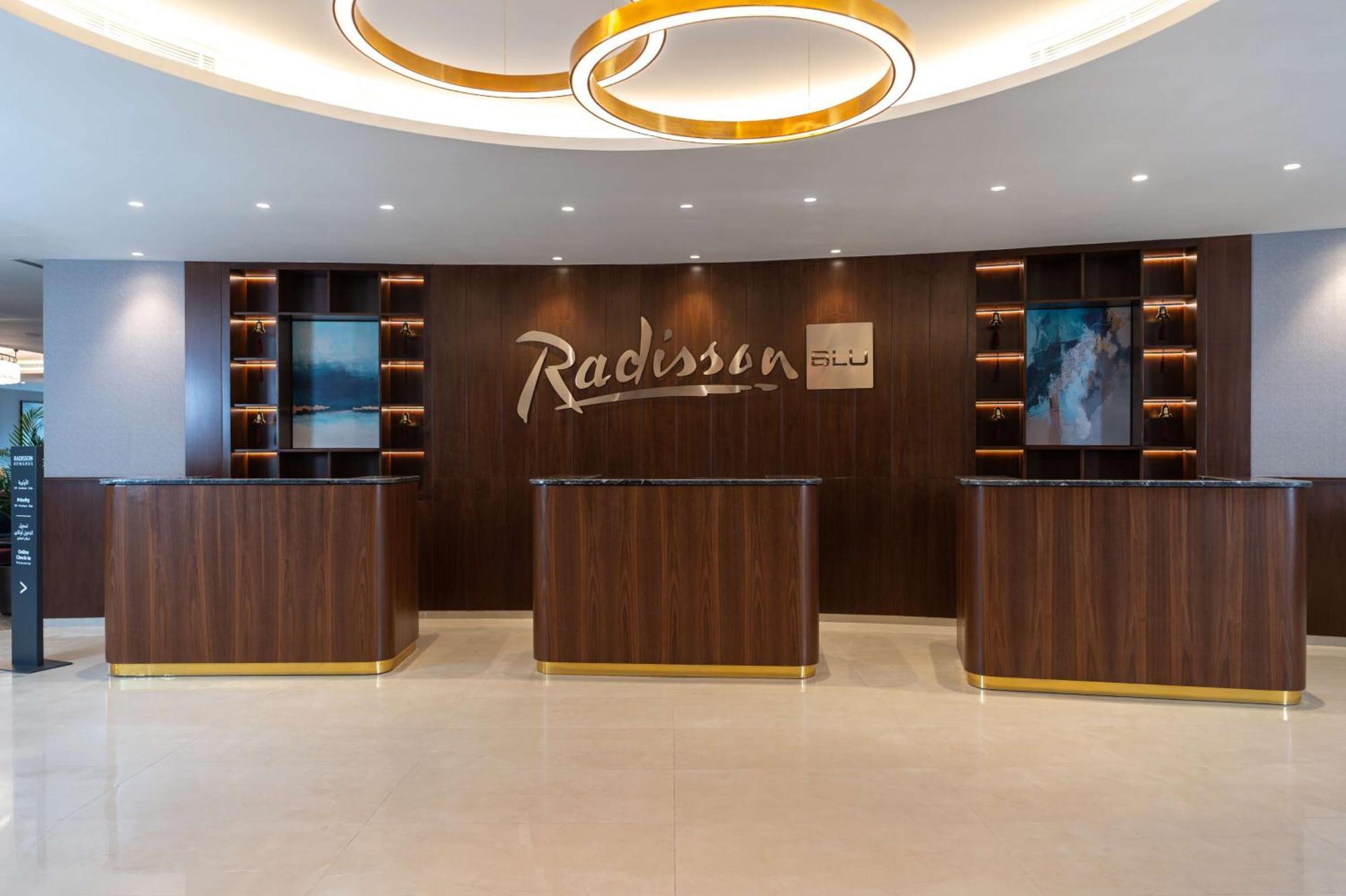 Radisson Blu Hotel, Amman Galleria Mall Exteriör bild The lobby of Radisson Blu Hotel, Dubai